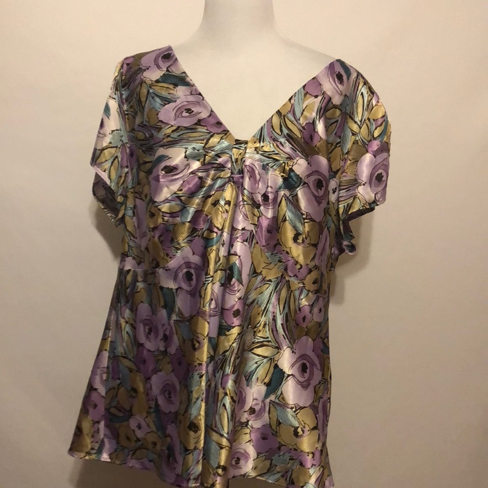 Lane Bryant floral blouseSize 18